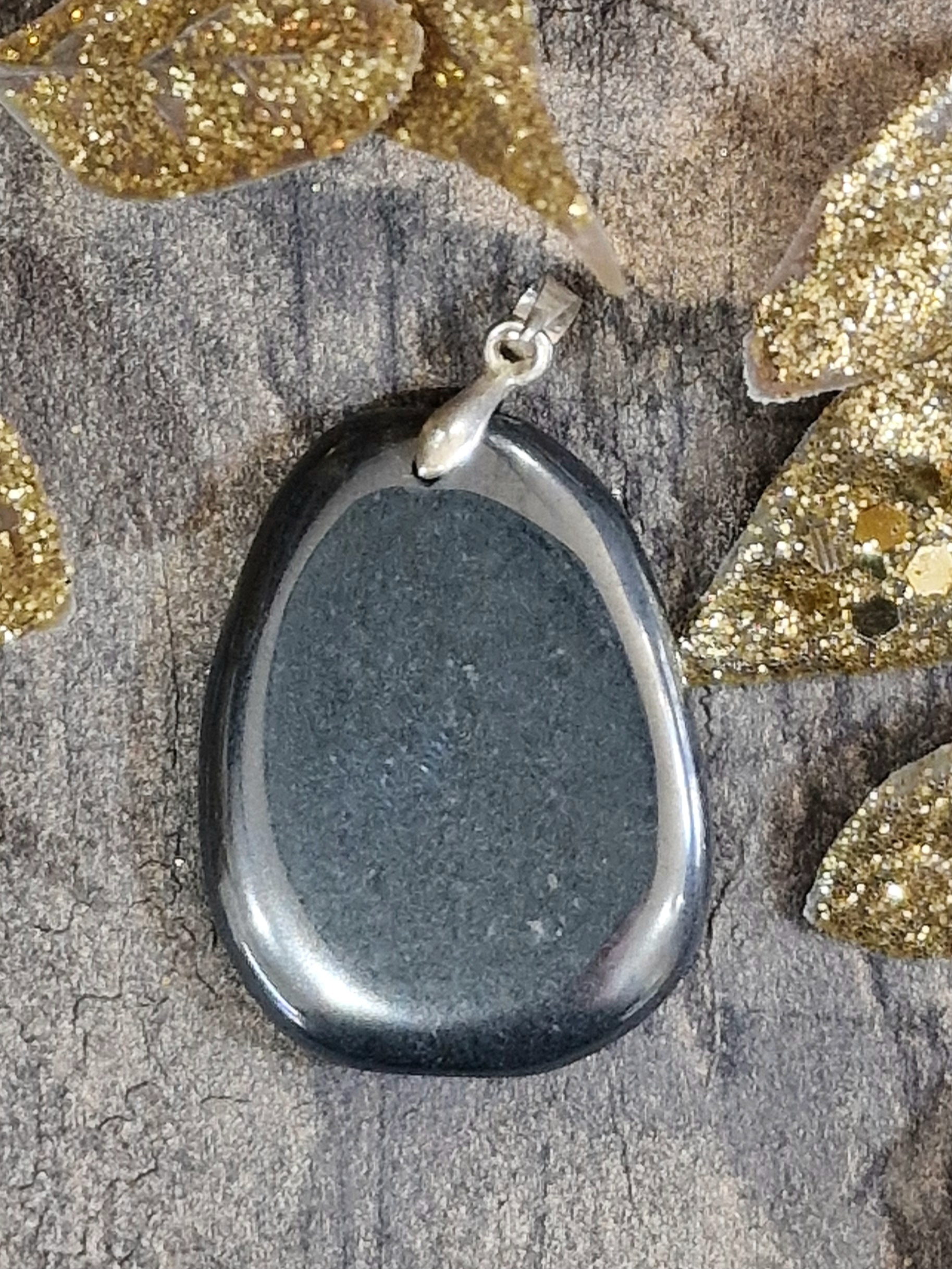 Pendentif hématite