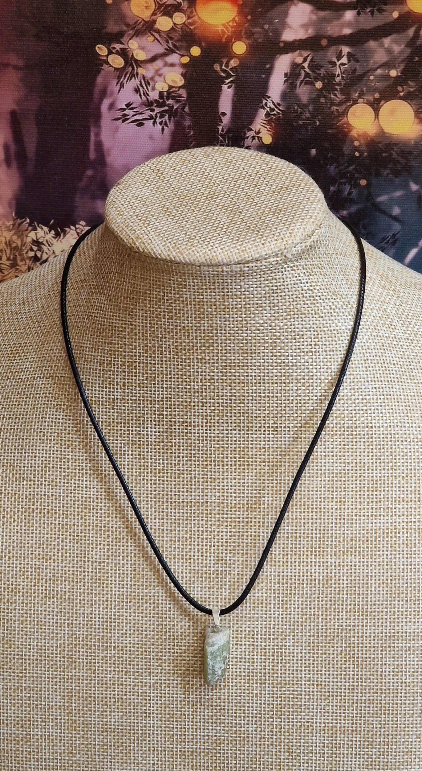 pendentifpierrebrutetourmalineverteface