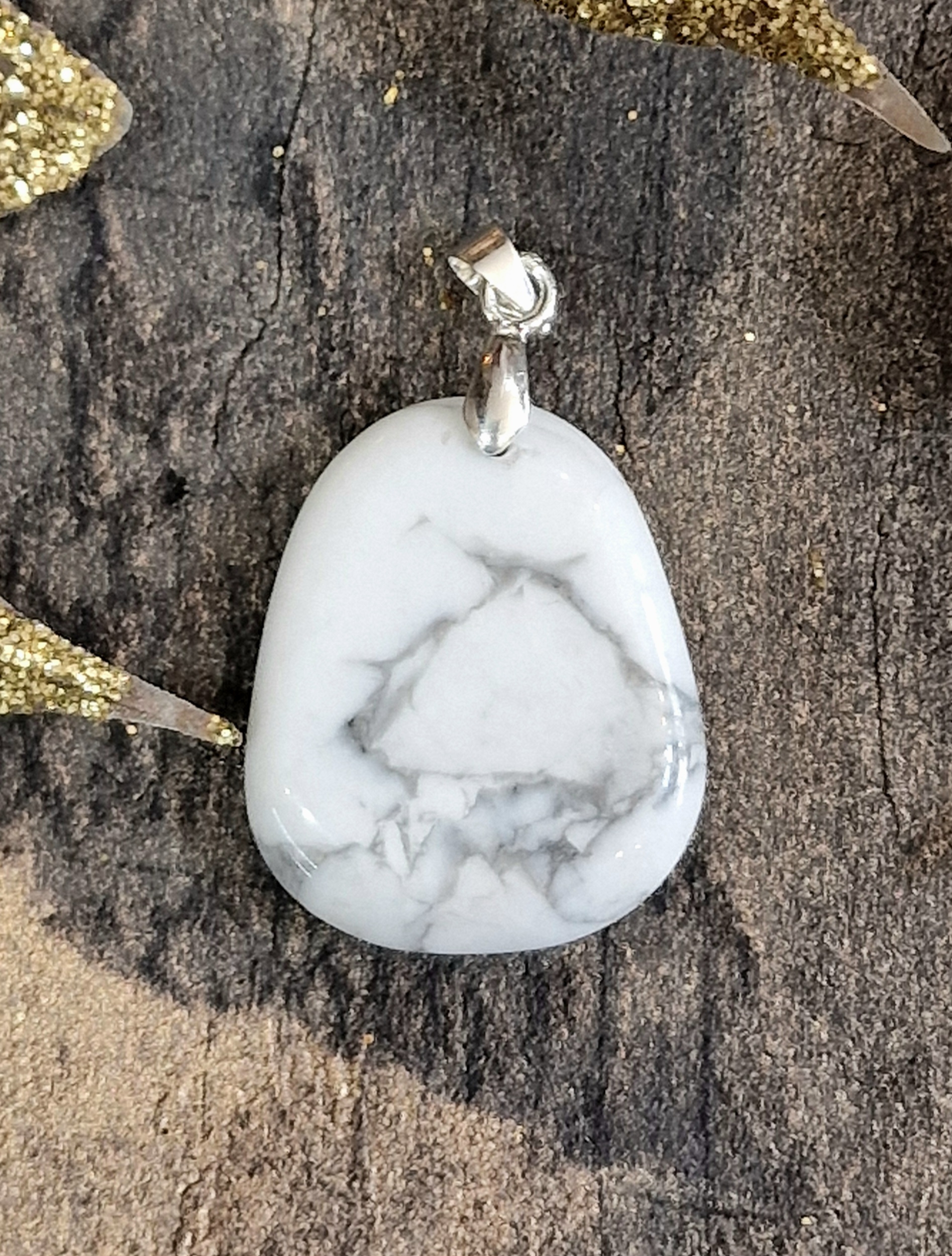 Pendentif howlite