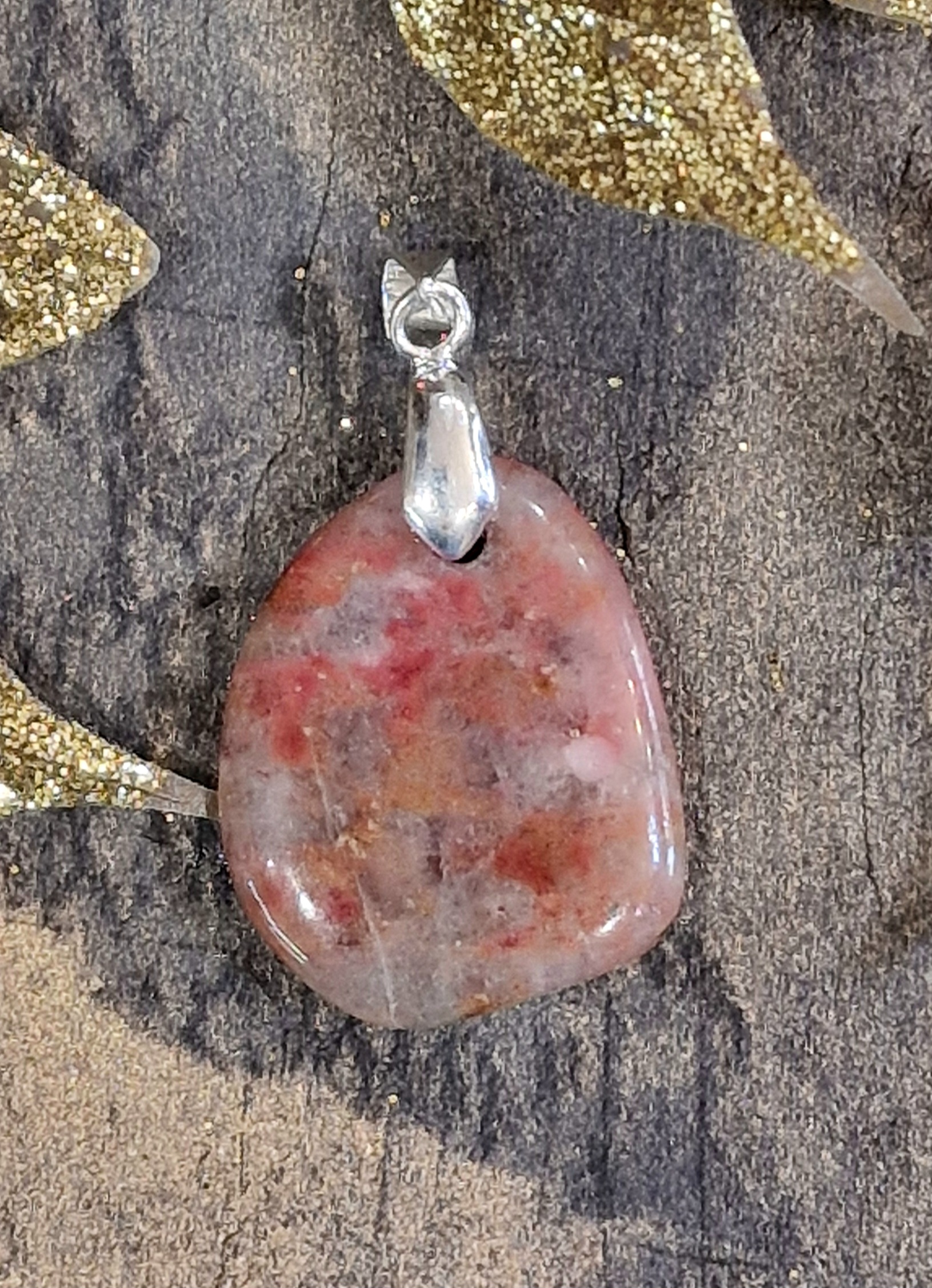 Pendentif thulite
