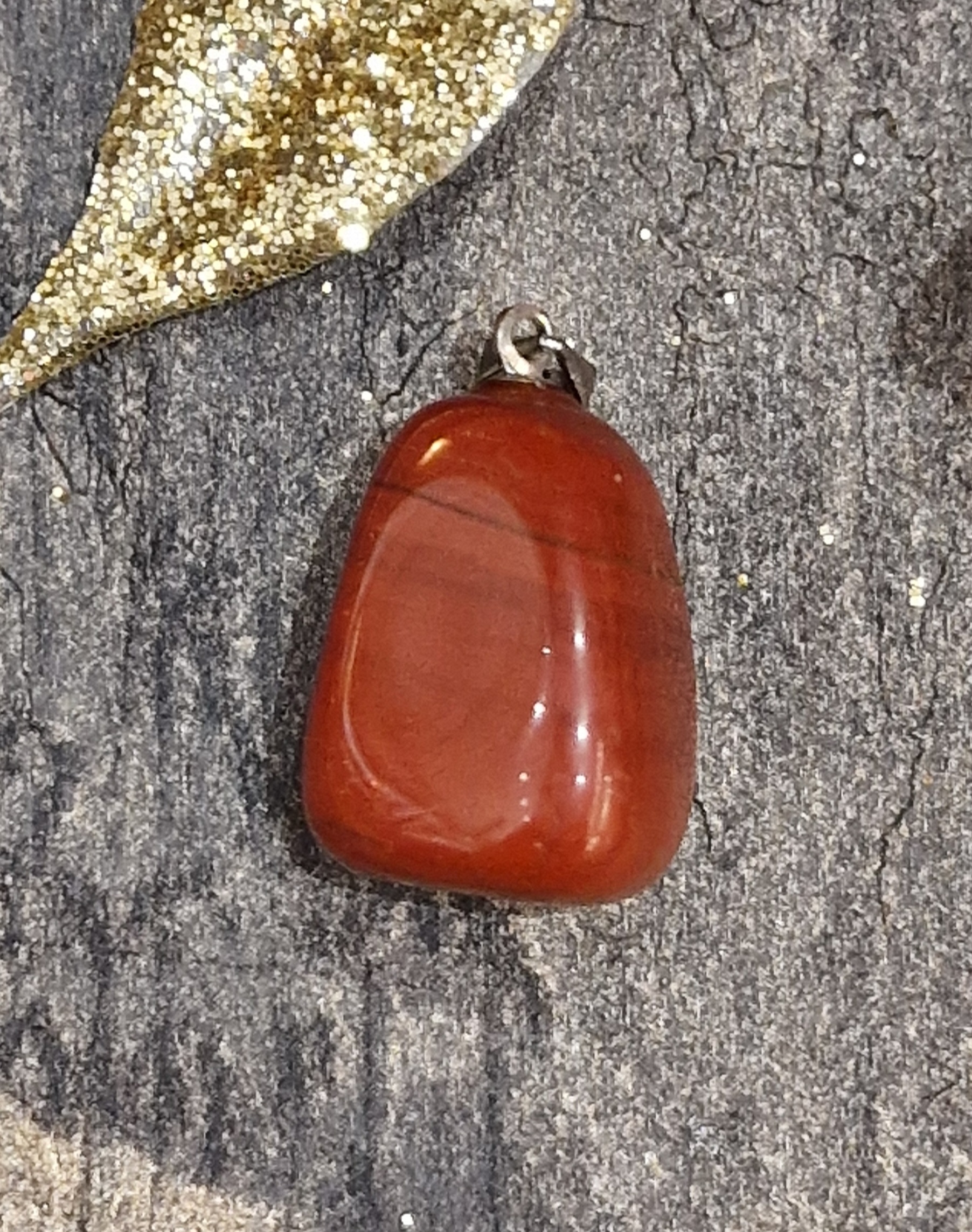 Pendentif jaspe rouge