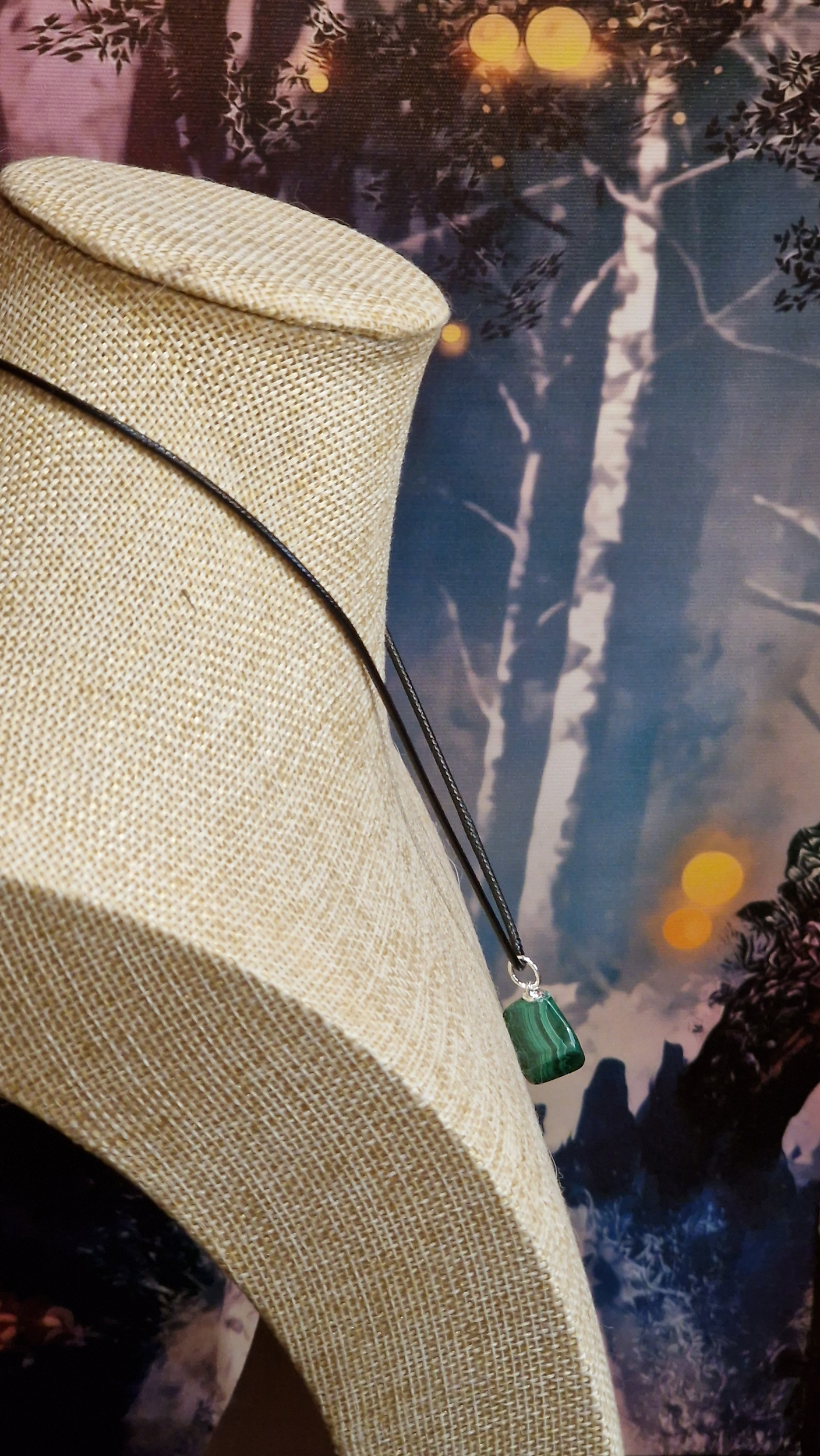 pendentifpierrerouleemalachiteprofil