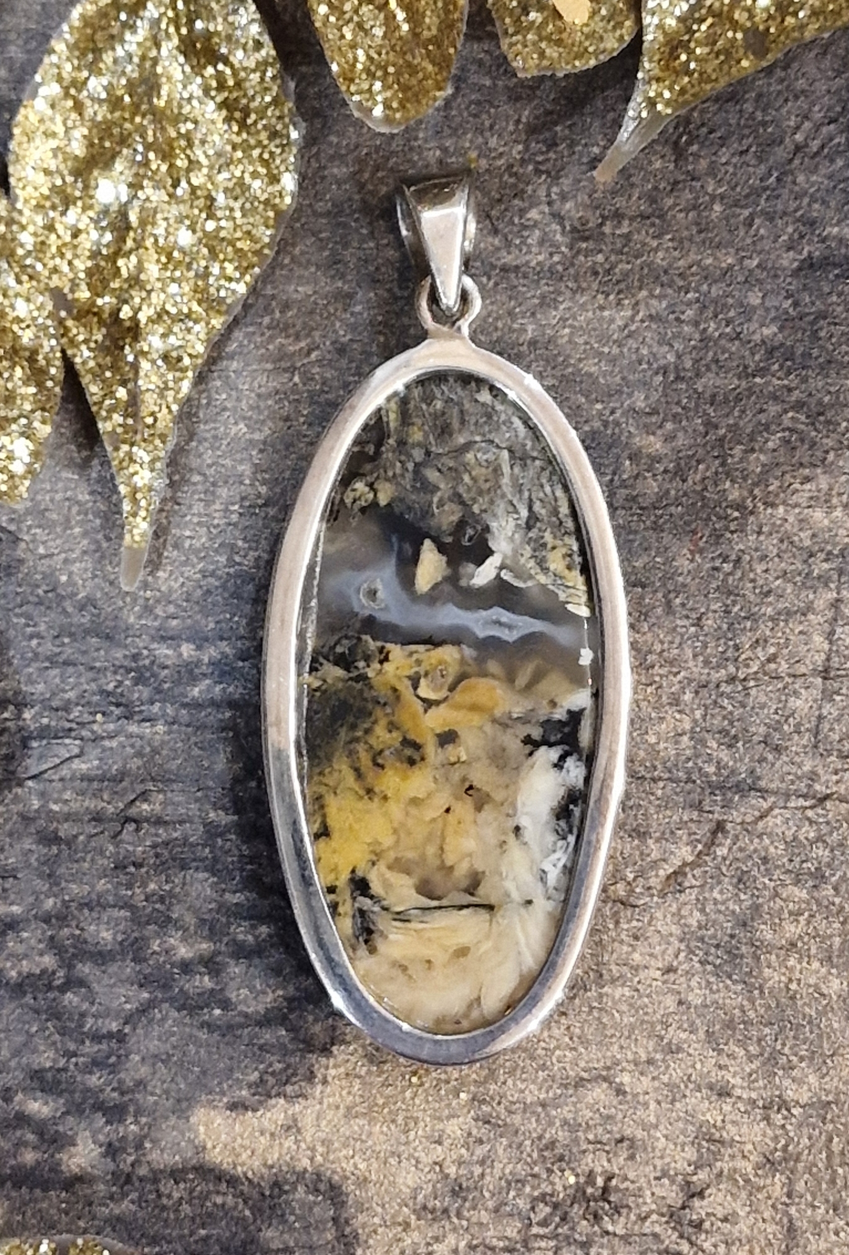 pendentifargentagatedendriterussiearriere