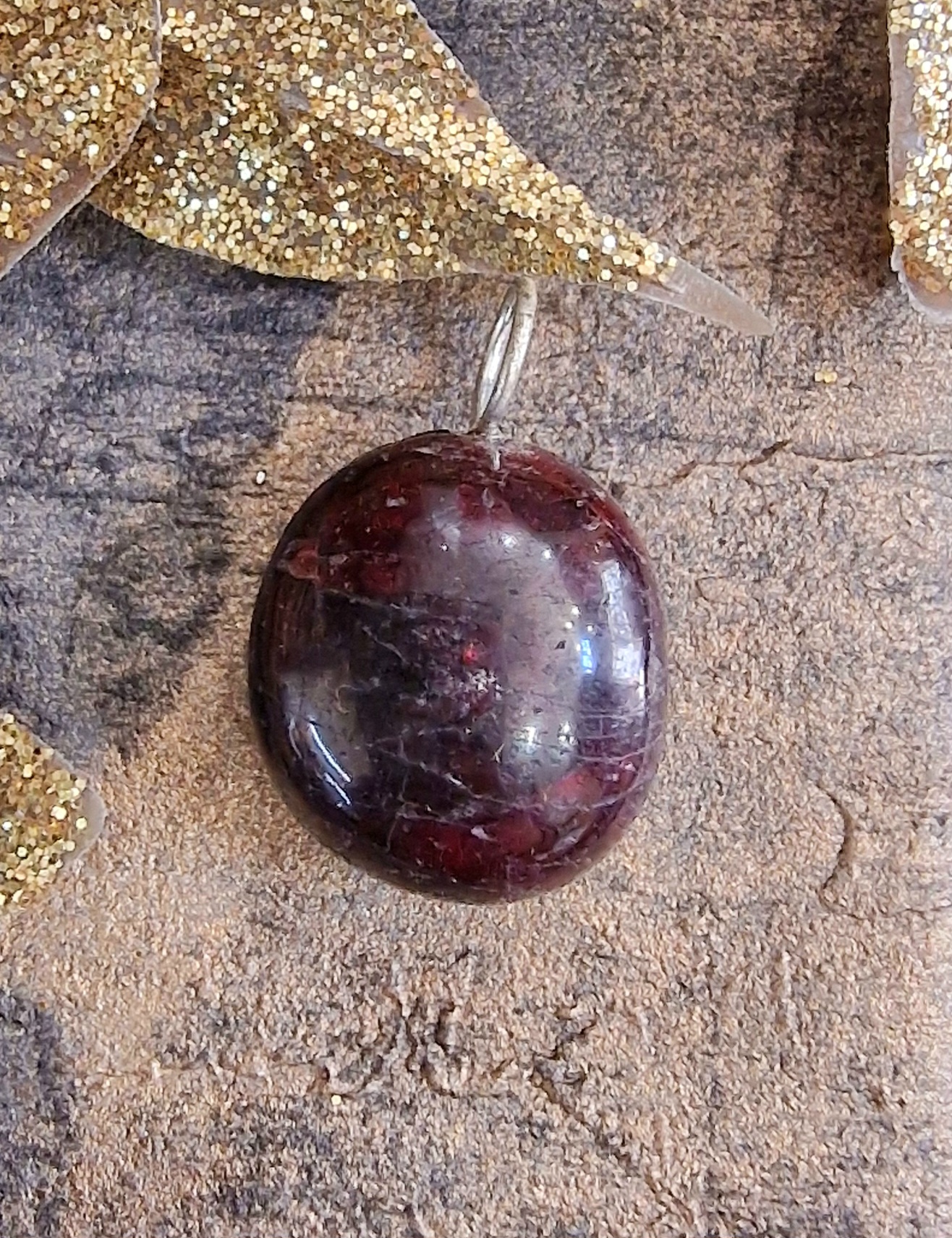Pendentif grenat