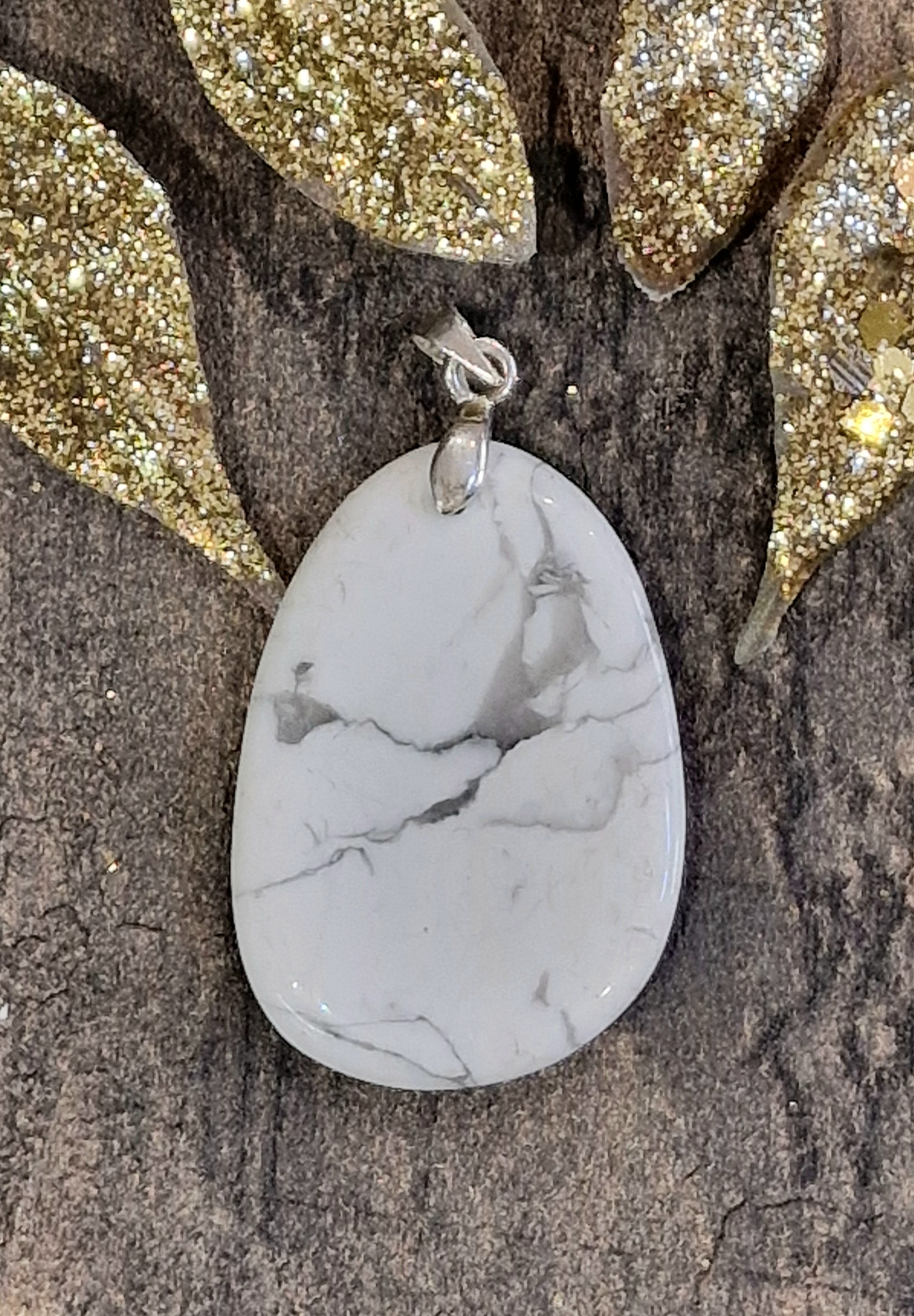 Pendentif howlite