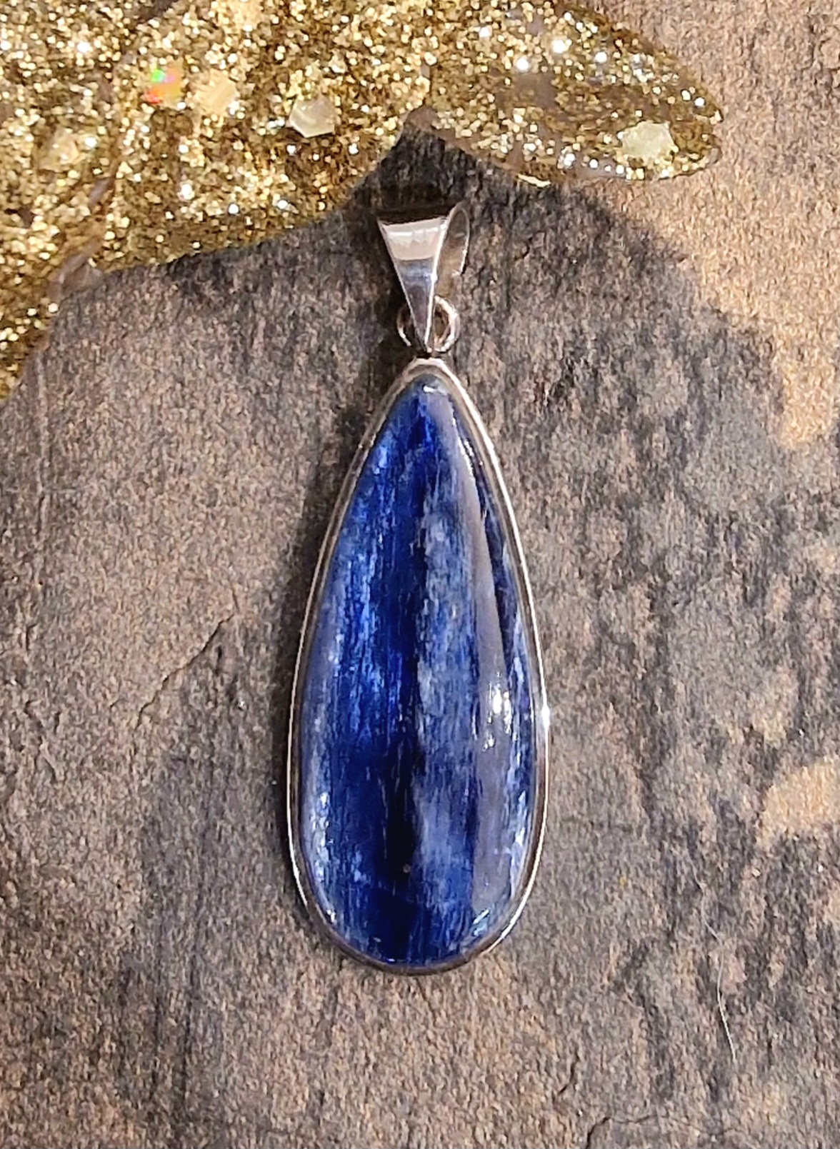 pendentif-argent-cyanite-116e
