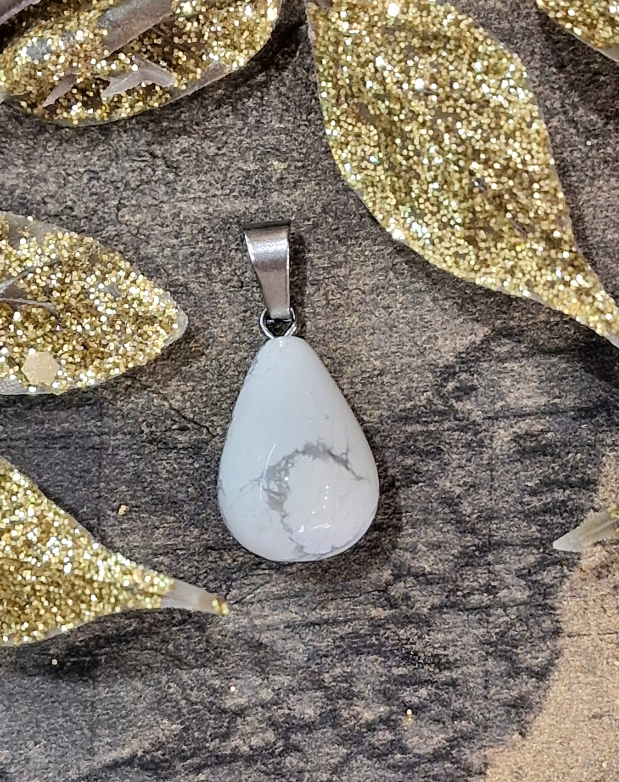 Pendentif howlite