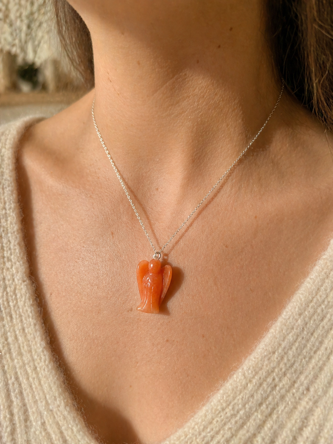pendentif-ange-calcite-orange-porte