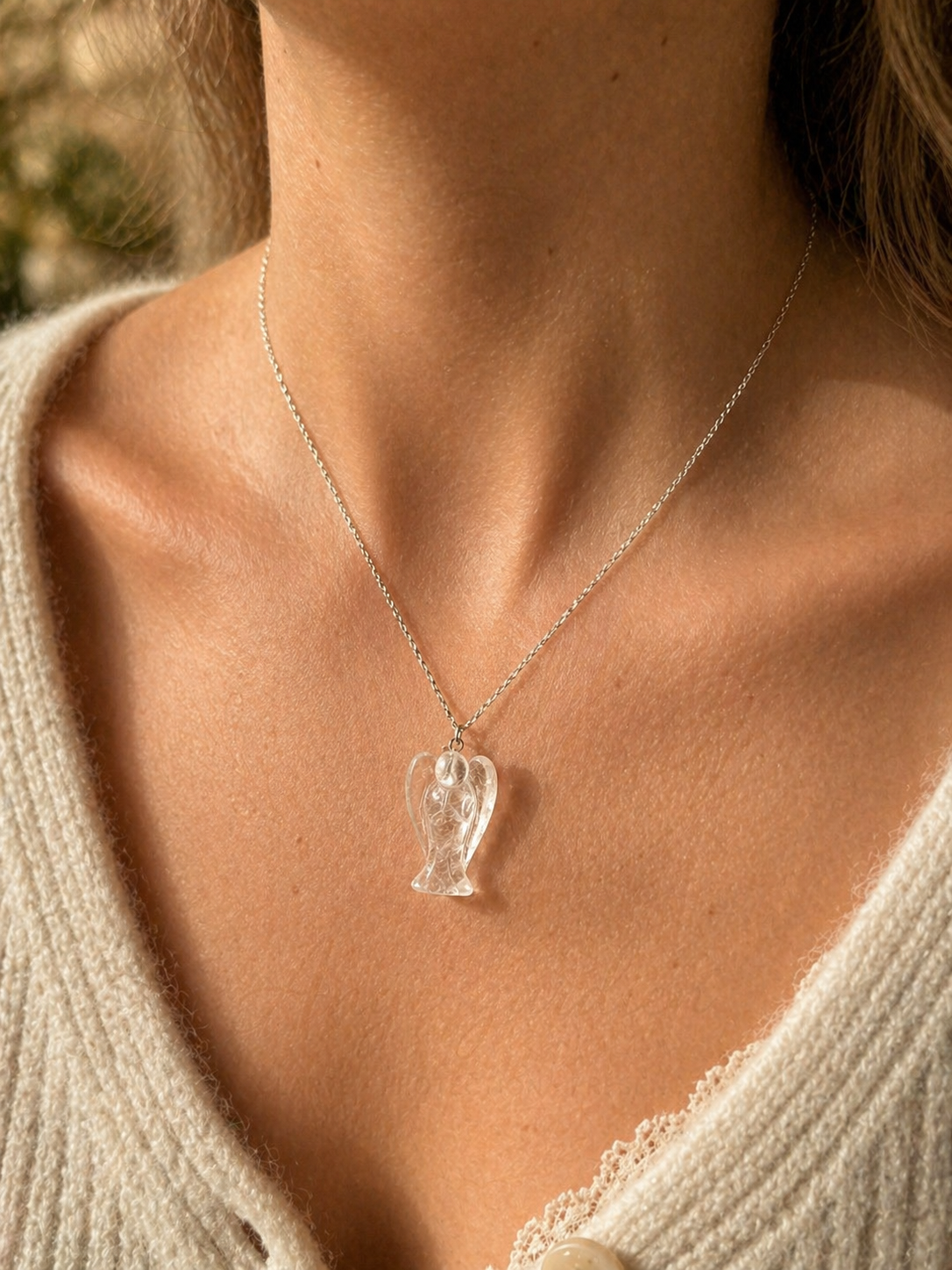pendentif-ange-cristal-de-roche-porte