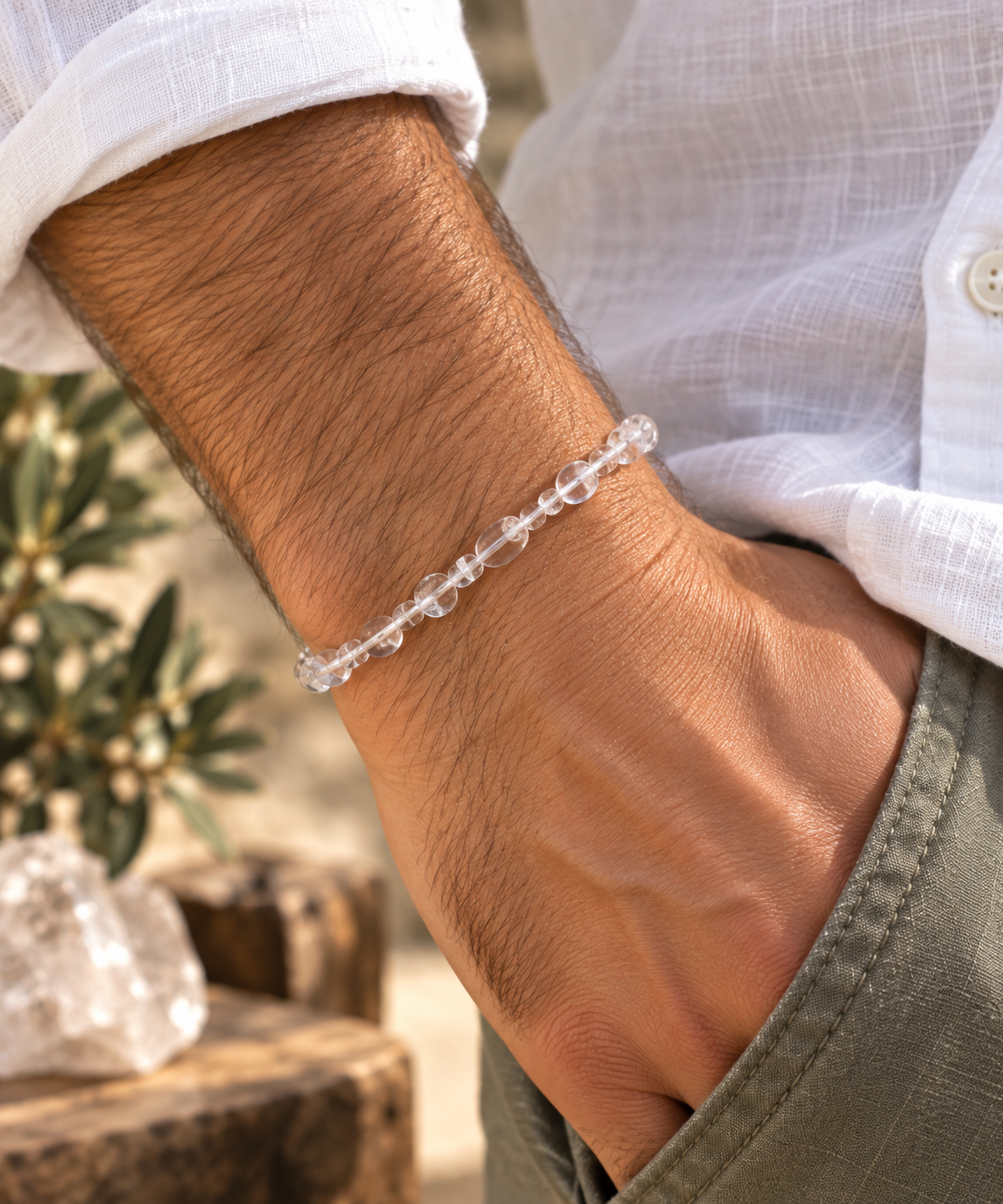 bracelet-cristal-de-roche-mini-pierres-roulees-clarte-et-energie-homme