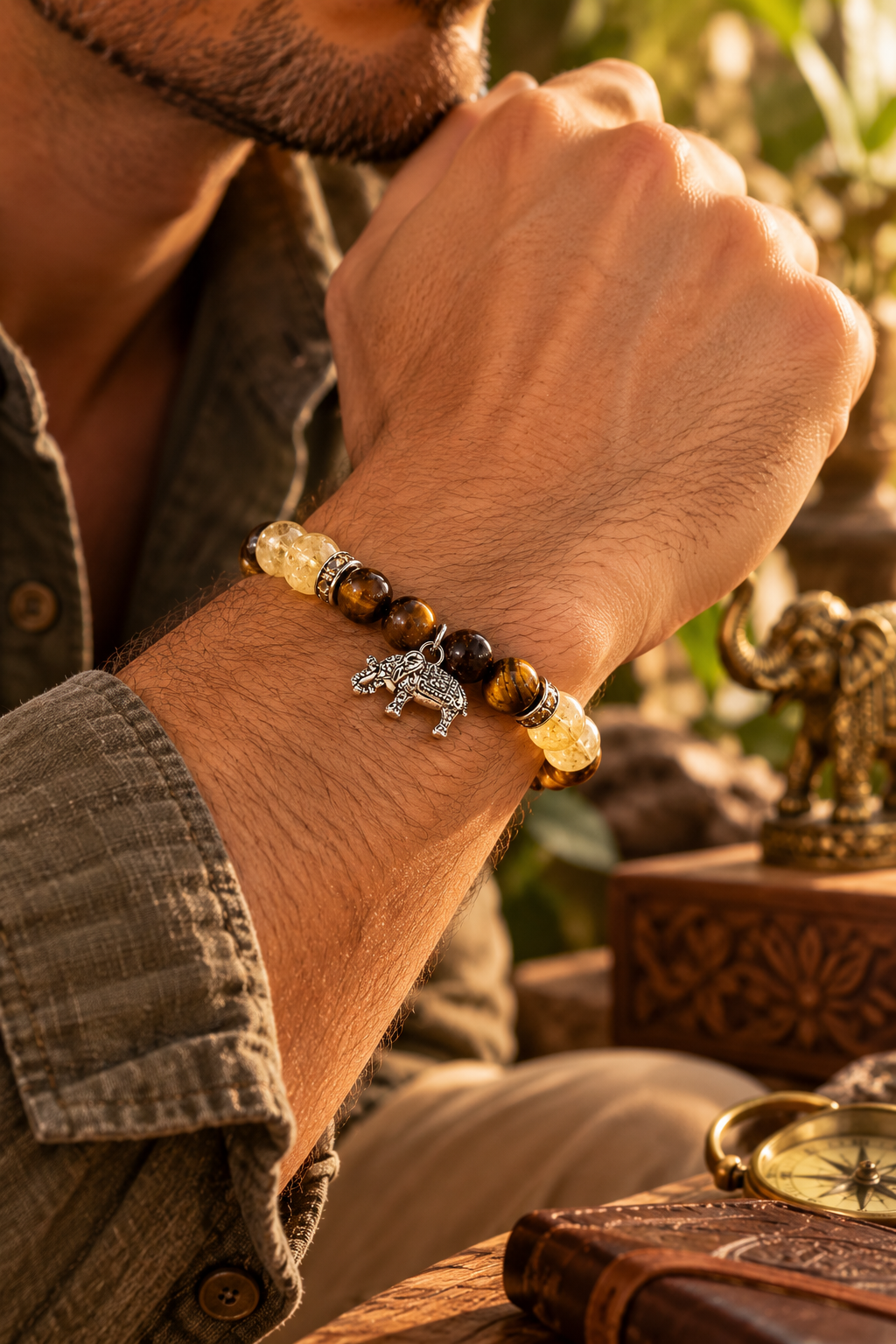 bracelet-oeil-de-tigre-et-quartz-rutile-avec-elephant-protection-confiance-et-force-interieure-homme