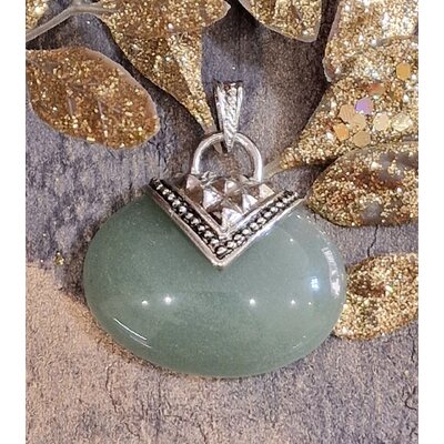 pendentifovaleaventurineverte