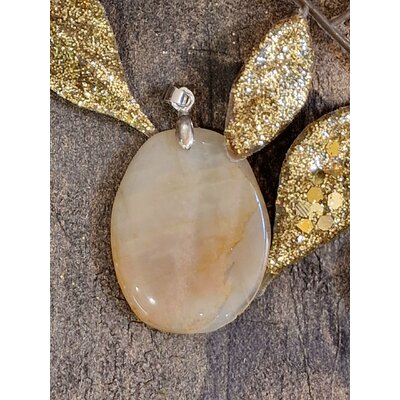 pendentifgaletpierredelunebeige102