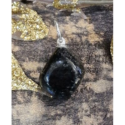 pendentifboulelarvikite104