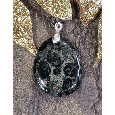 pendentif-galet-jaspe-kimbaba-102
