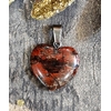 pendentifcoeurjaspebreschia2cm101