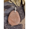 PENDENTIFGALETPIERREDELUNEBEIGE104