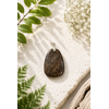 pendentif-galet-bois-fossilise-103