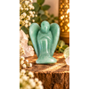 ange-en-aventurine-messager-de-douceur-et-de-renouveau-A