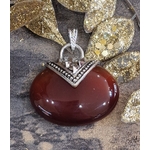 pendentifovalecornaline