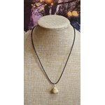 pendentifpierrerouleeheliodoreface