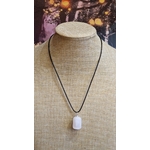 pendentifpierrerouleemanganocalciteface