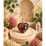 pendentif-obsidienne-acajou-coeur-presentation