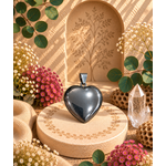 pendentif-hematite-coeur-presentation