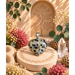 pendentif-jaspe-dalmatien-coeur-presentation