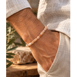 bracelet-pierre-de-lune-beige-rose-douceur-intuition-et-harmonie-homme