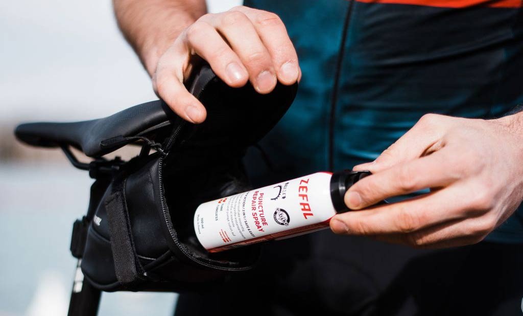 spray-reparation-roue-velo-zefal
