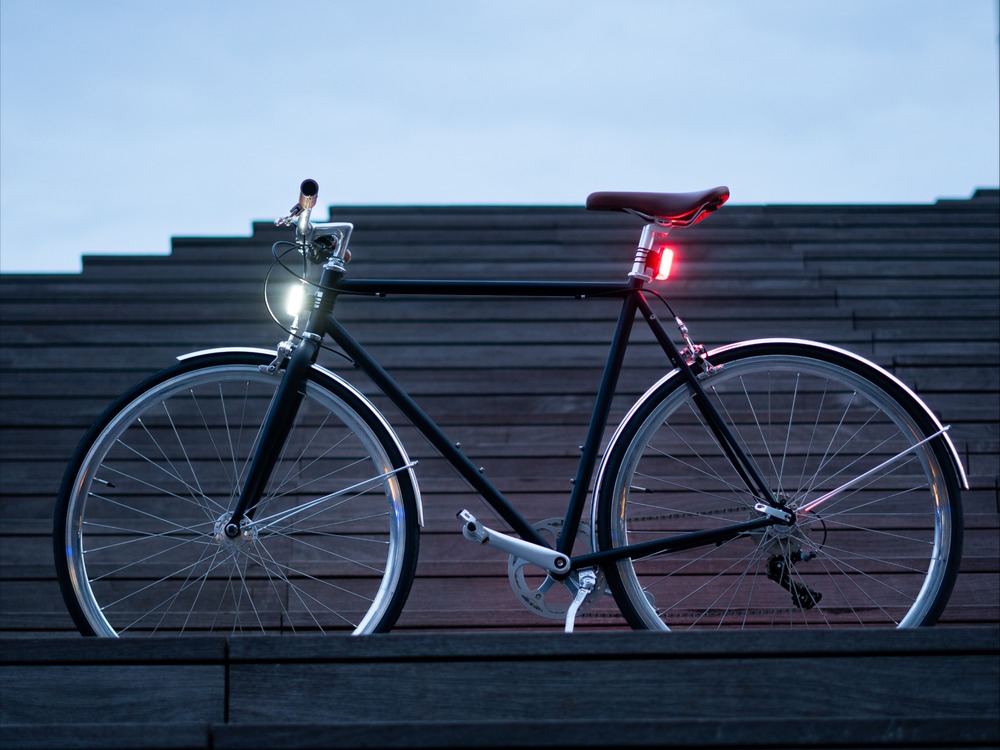 eclairages-velo-magnetiques-shapeheart-sur-velo