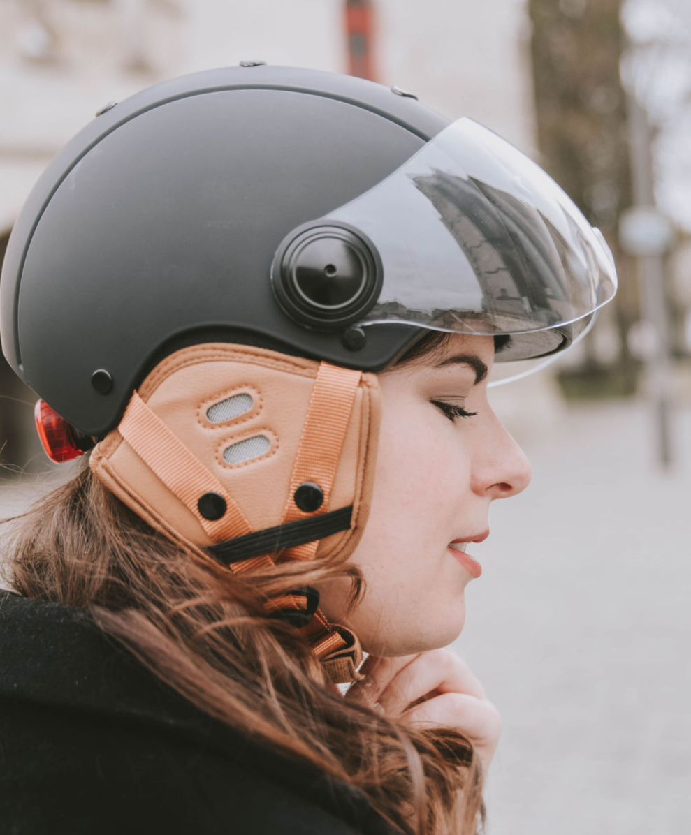 casque-marko-tandem-light-avec-lumiere-porte