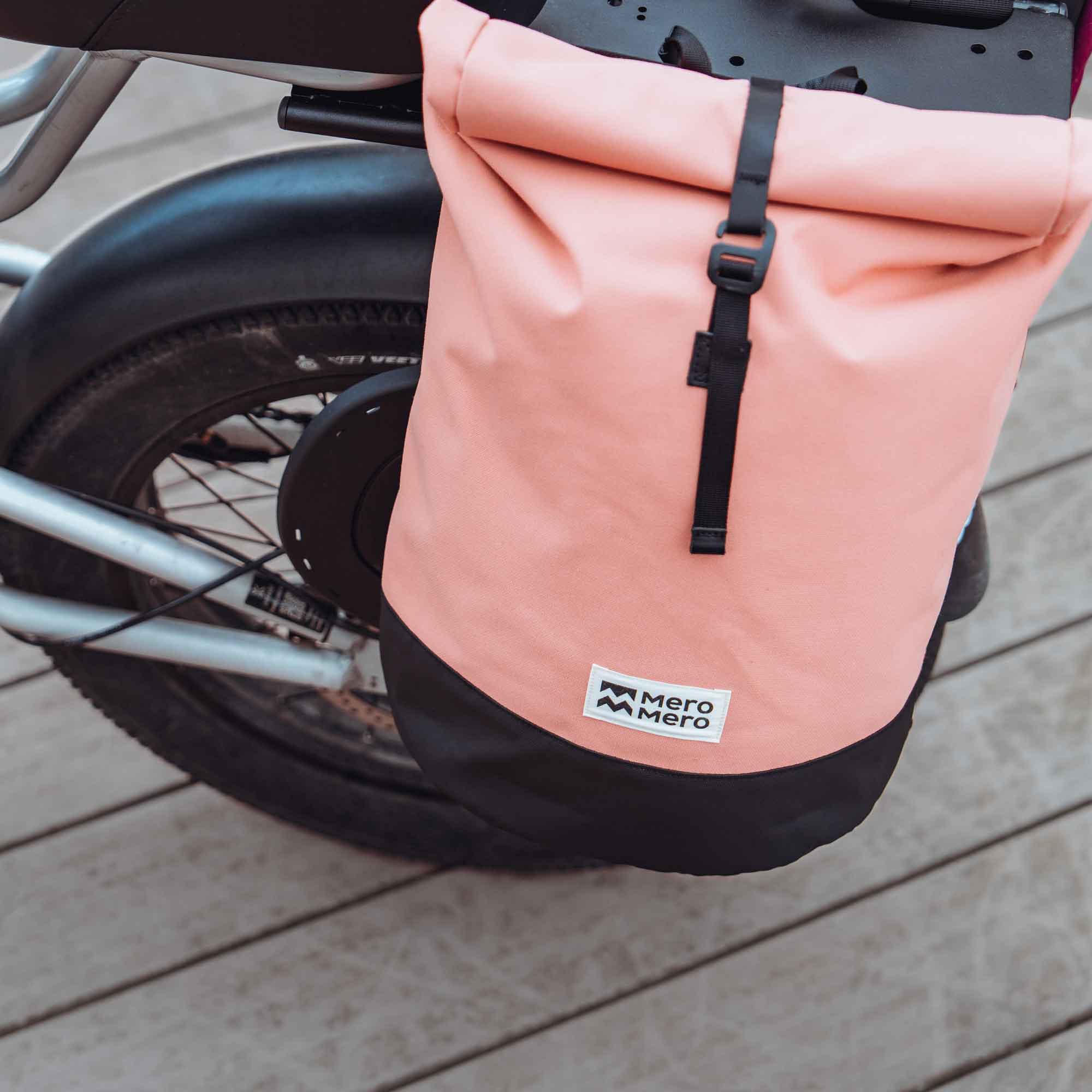 meromero-ANNECY_blossompink-@maxime_mro-ANNECY2024-46_R