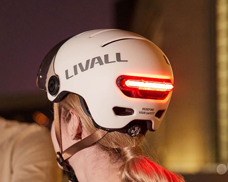 livall-L23-visier-blanc