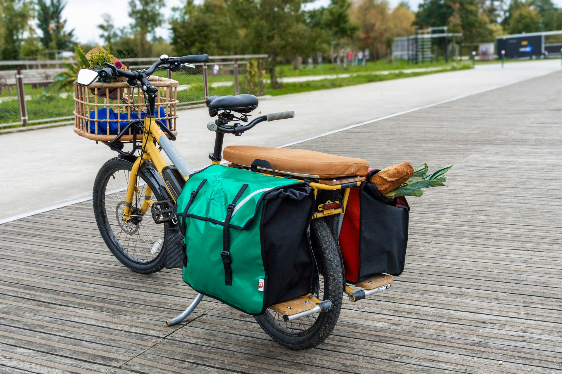sacoche-velo-cargo-made-in-france-frederiquejouvin