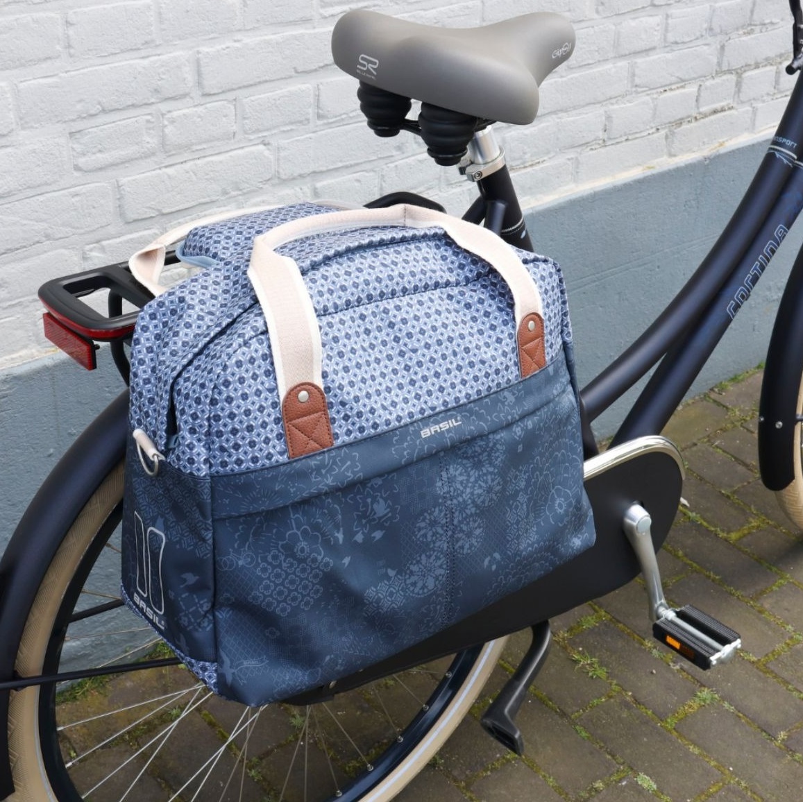 Sacoche arrière Basil Boheme Bleu Indigo 18l