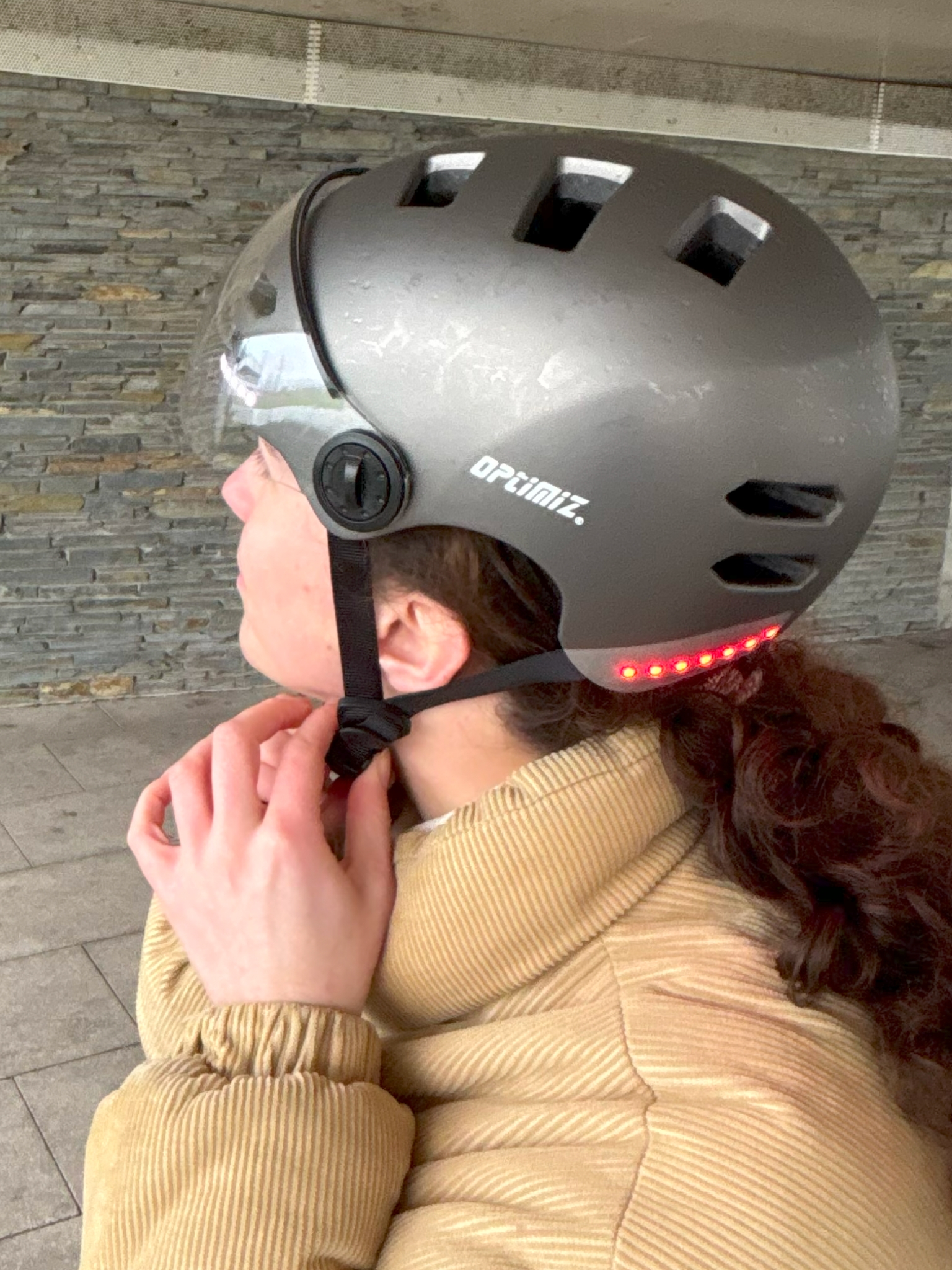casque-velo-visiere-optimiz-O390