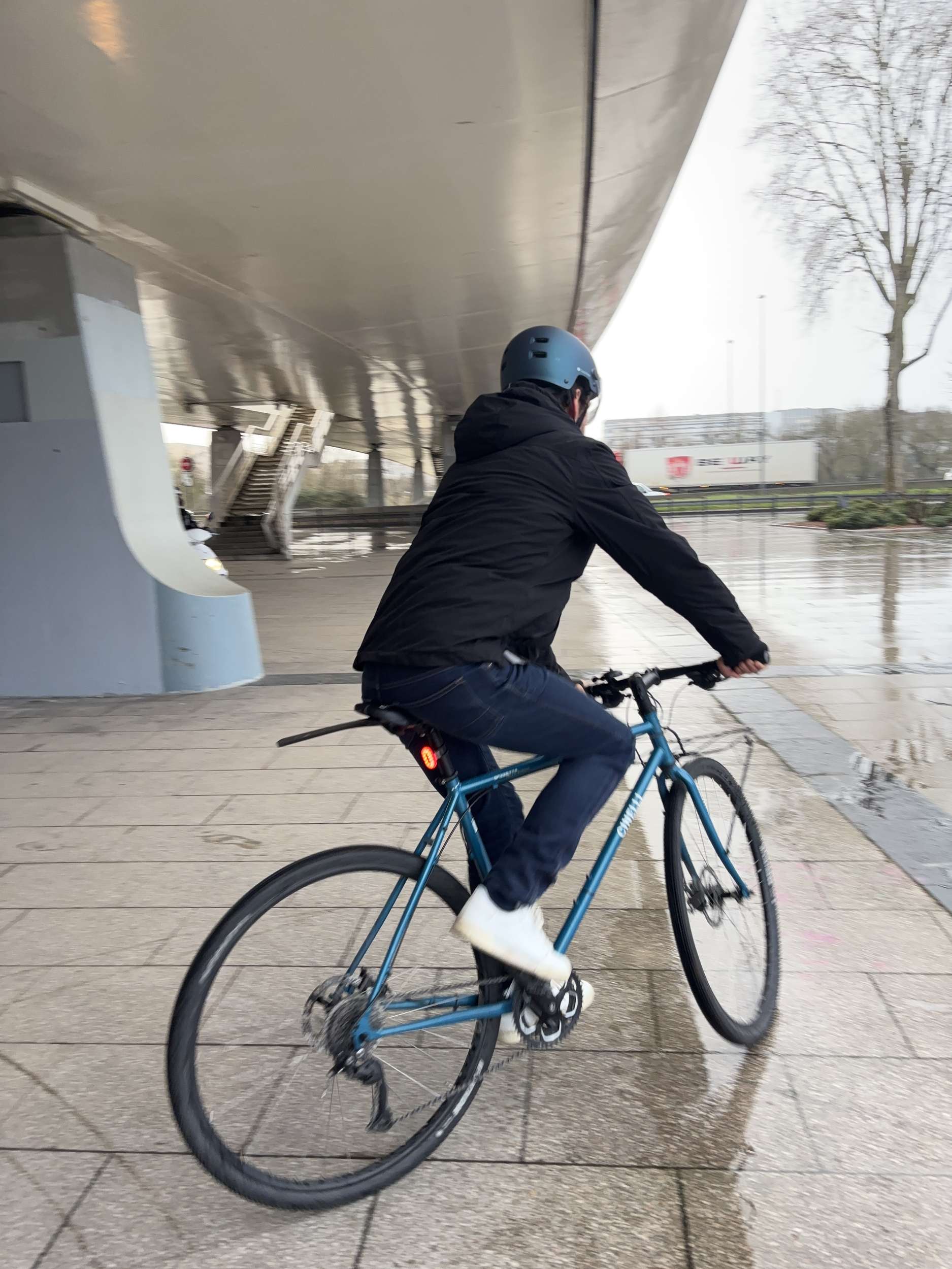 casque-velo-urbain-bol-visiere