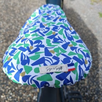 couvre-selle-eleonore-geometrique