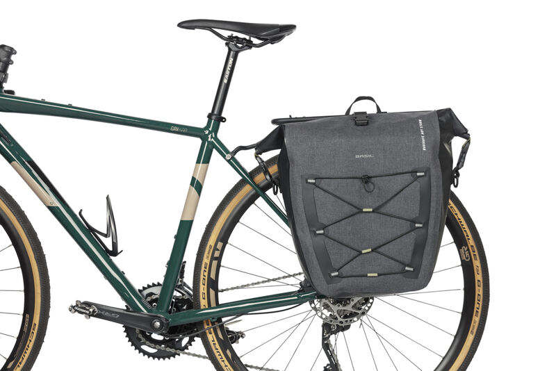 Basil-Navigator-Storm-single-pannier-bag-L