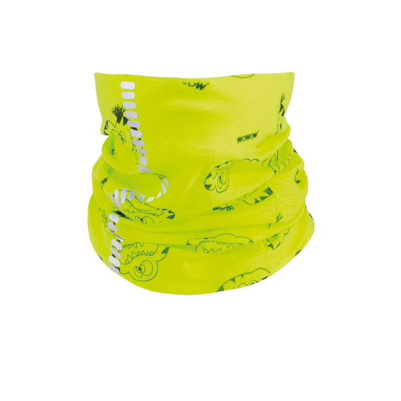 cache-cou-enfant-reflechissant