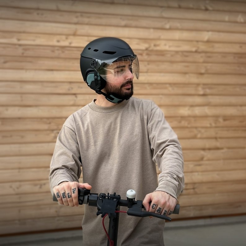 casque-velo-visiere-porte-tnb-urban-moov-noir