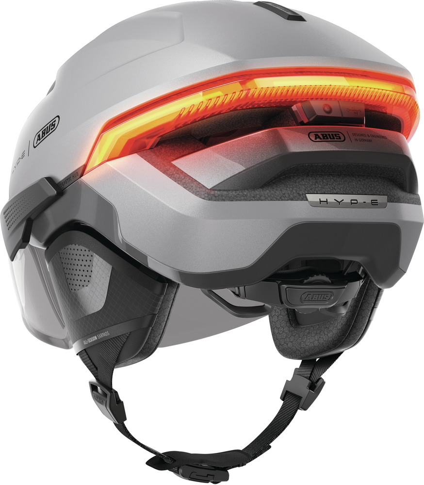 casque-abus-hype-ace-silver-clignotant