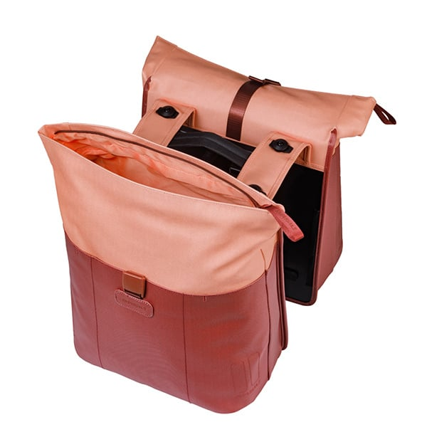 basil-vive-double-sacoche-mik-28-35l-bordeaux-rose-rolltop