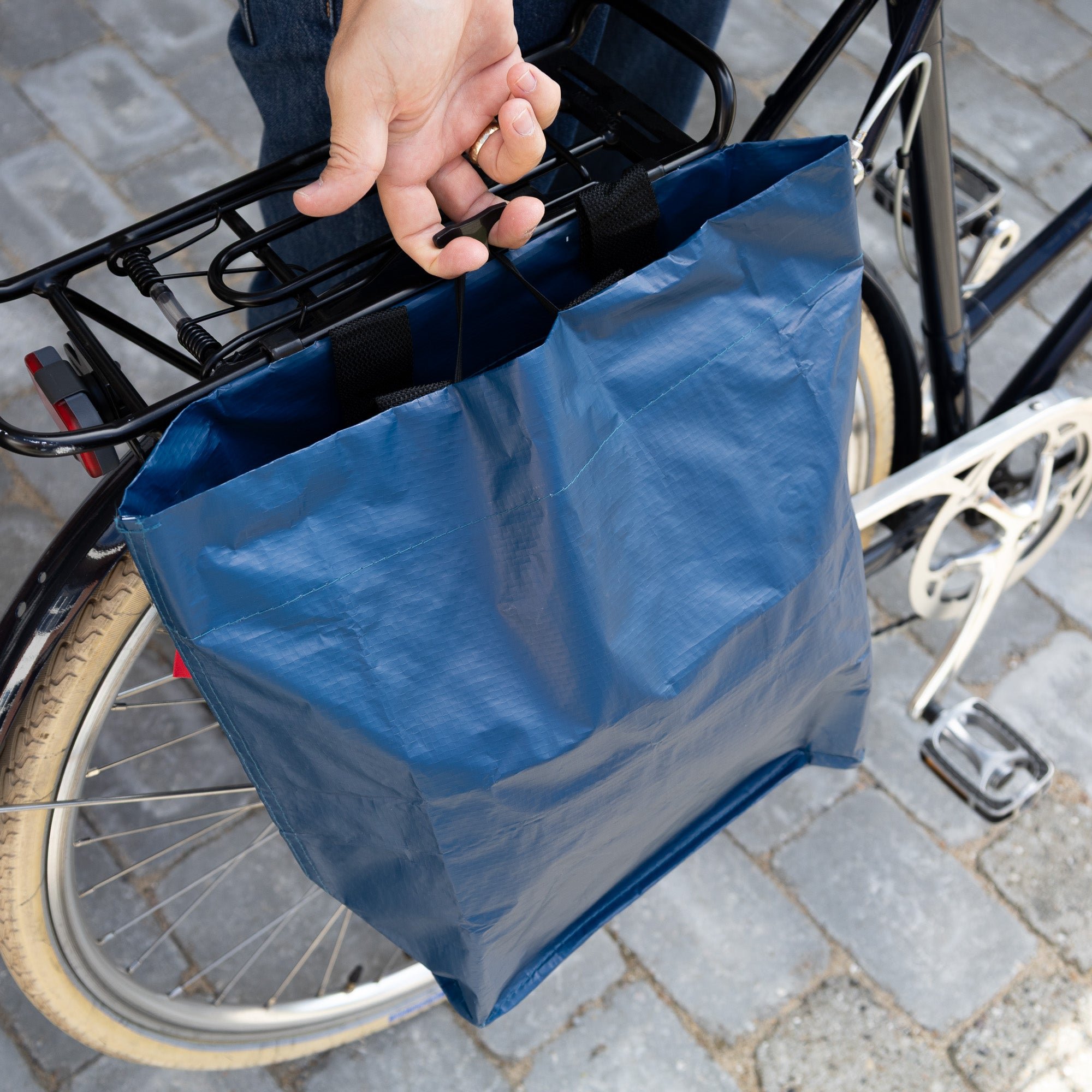 sac-cabas-cobags-bleu-marine