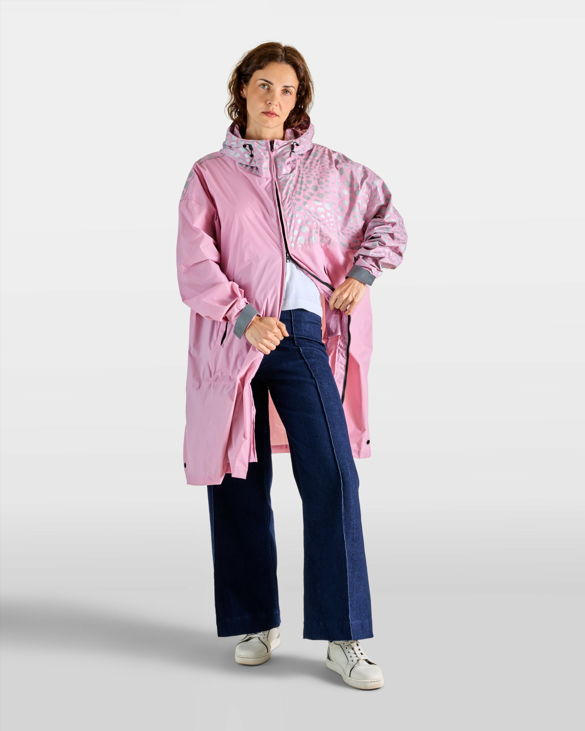 poncho-de-pluie-zippe-etanche-velotaf-rose-cendre-zip-double-ouverture-respirant-femme-motif-guepard-reflechissant