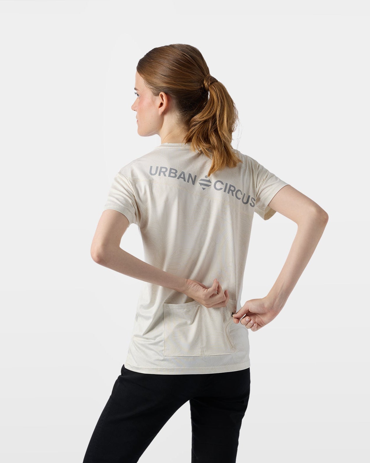 tshirt-aerotech-ultra-respirant-sport-blanc-running-velo-poche-cycliste-femme-dos