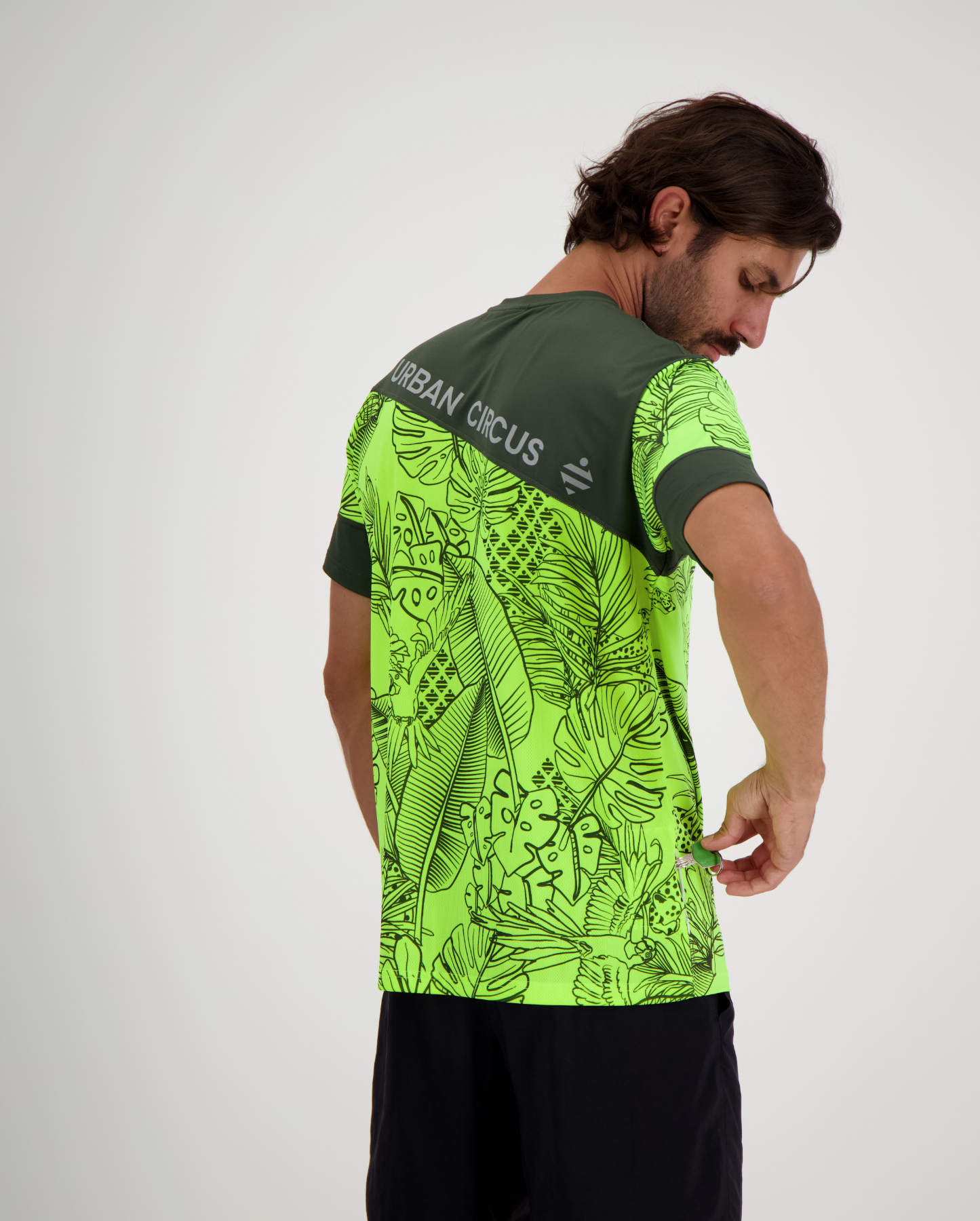 tshirt-respirant-velo-route-vert-motif-jungle-urban-circus-homme