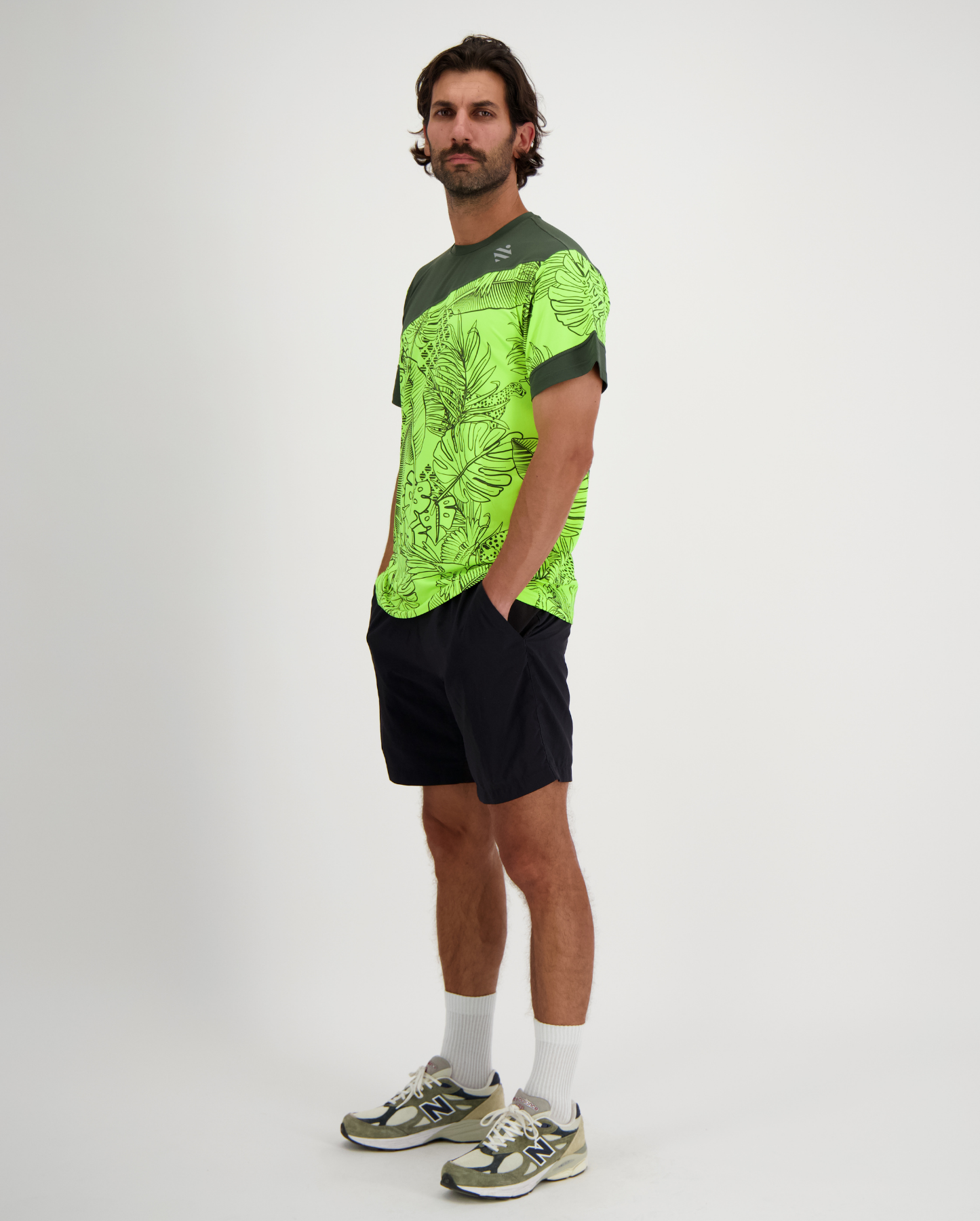 tshirt-technique-respirant-sport-velo-vert-motif-jungle-urban-circus-homme